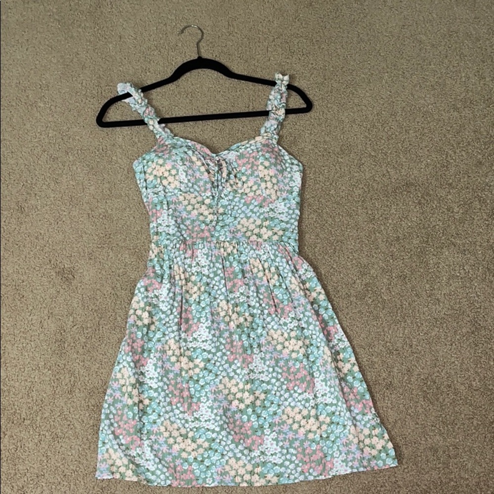 Floral dress BRAND NEW